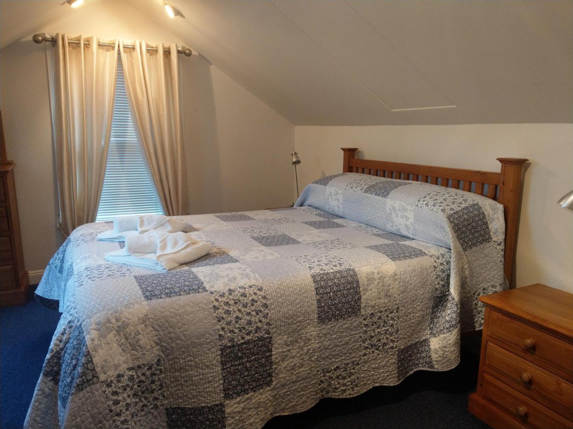Bed and Breakfast Ash Grove House Голуэй Экстерьер фото